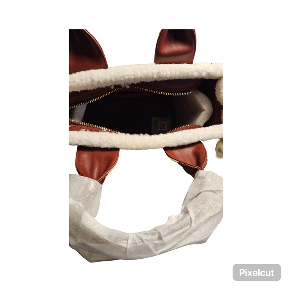 NWOT Red and Cream Tote Bag with strap and purse charm - Picture 9 of 11